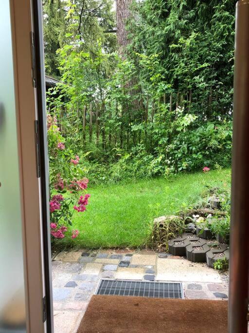 Helle Wohnung Mit Bergblick & Eigener Terrasse باد تولز المظهر الخارجي الصورة